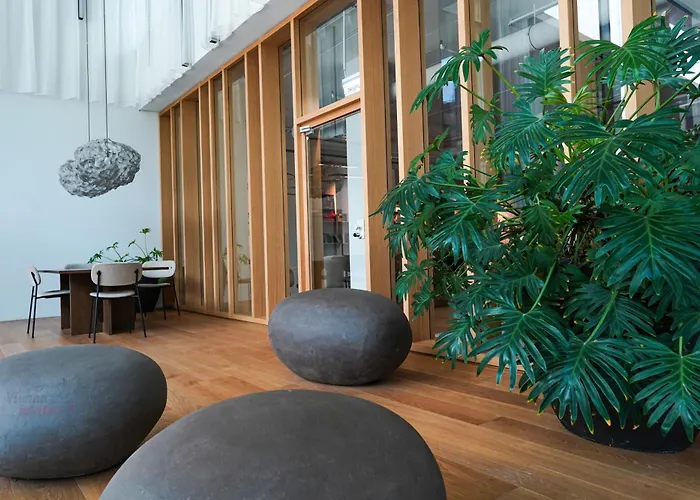Great Apartment With View And Heated Rooftop Pool